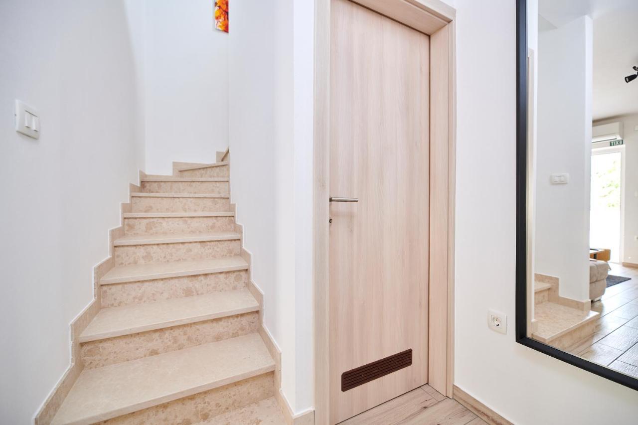 ברטוניגלה Villa Maris מראה חיצוני תמונה